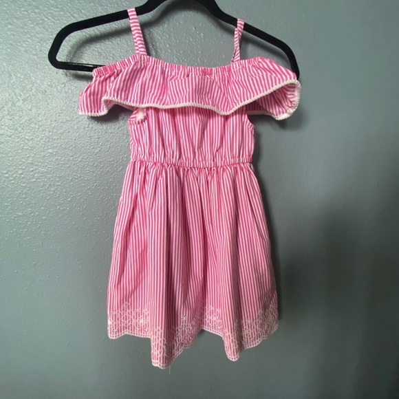 Sundresses and rompers  with Flutter Sleeves - Picture 3 of 14